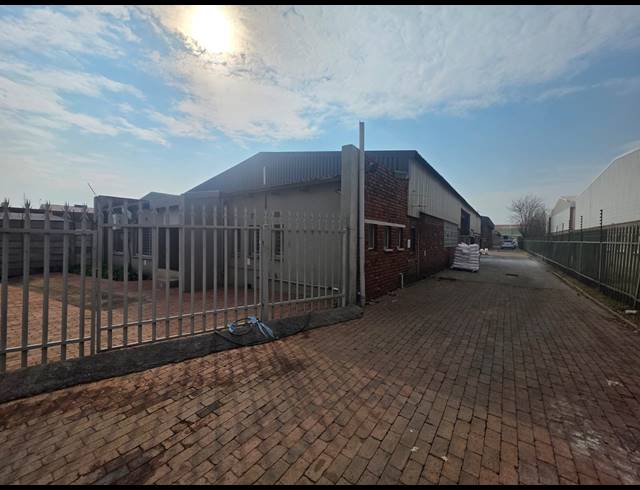 460M² WAREHOUSE TO LET IN ALRODE